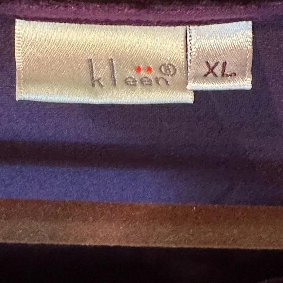 Kleen dark purple velvet top - Picture 5 of 8
